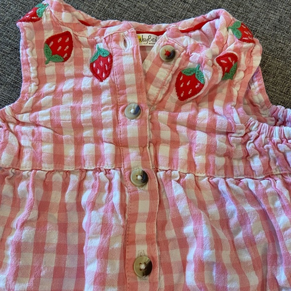 Baby Boden Strawberry Woven Sleeveless Romper, 6-9 month, Pink Gingham, EUC - Picture 6 of 8